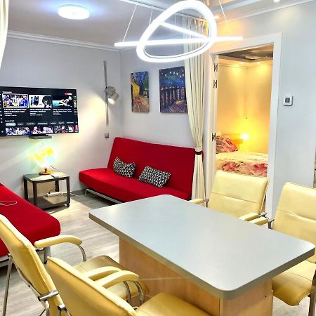 Camp Nou, Europa Fira - Modern Two-Bedroom Apartment With Heating L'Hospitalet de Llobregat Luaran gambar