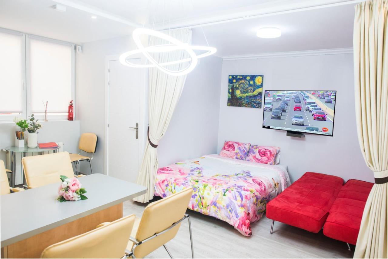 Camp Nou, Europa Fira - Modern Two-Bedroom Apartment With Heating L'Hospitalet de Llobregat Luaran gambar