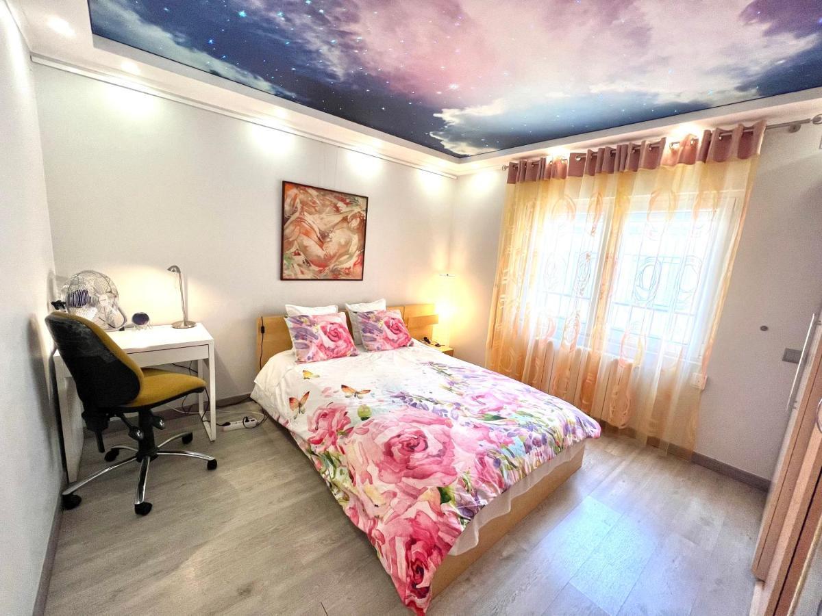 Camp Nou, Europa Fira - Modern Two-Bedroom Apartment With Heating L'Hospitalet de Llobregat Luaran gambar