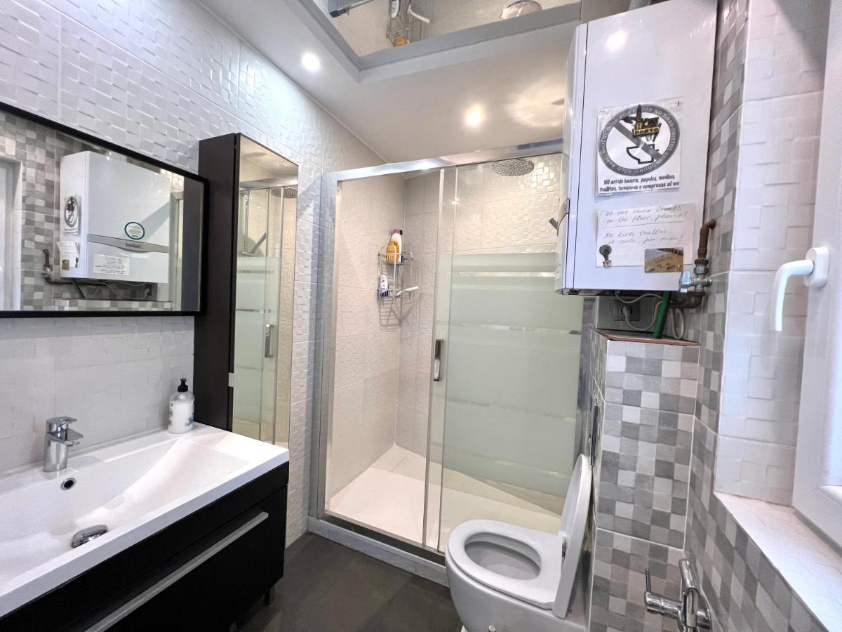 Camp Nou, Europa Fira - Modern Two-Bedroom Apartment With Heating L'Hospitalet de Llobregat Luaran gambar