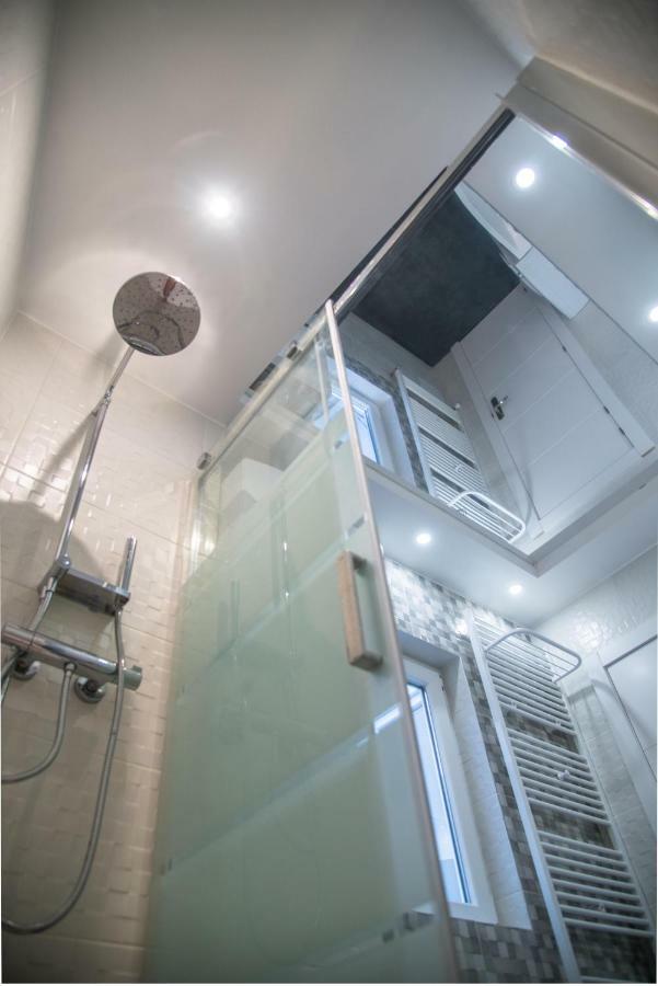 Camp Nou, Europa Fira - Modern Two-Bedroom Apartment With Heating L'Hospitalet de Llobregat Luaran gambar