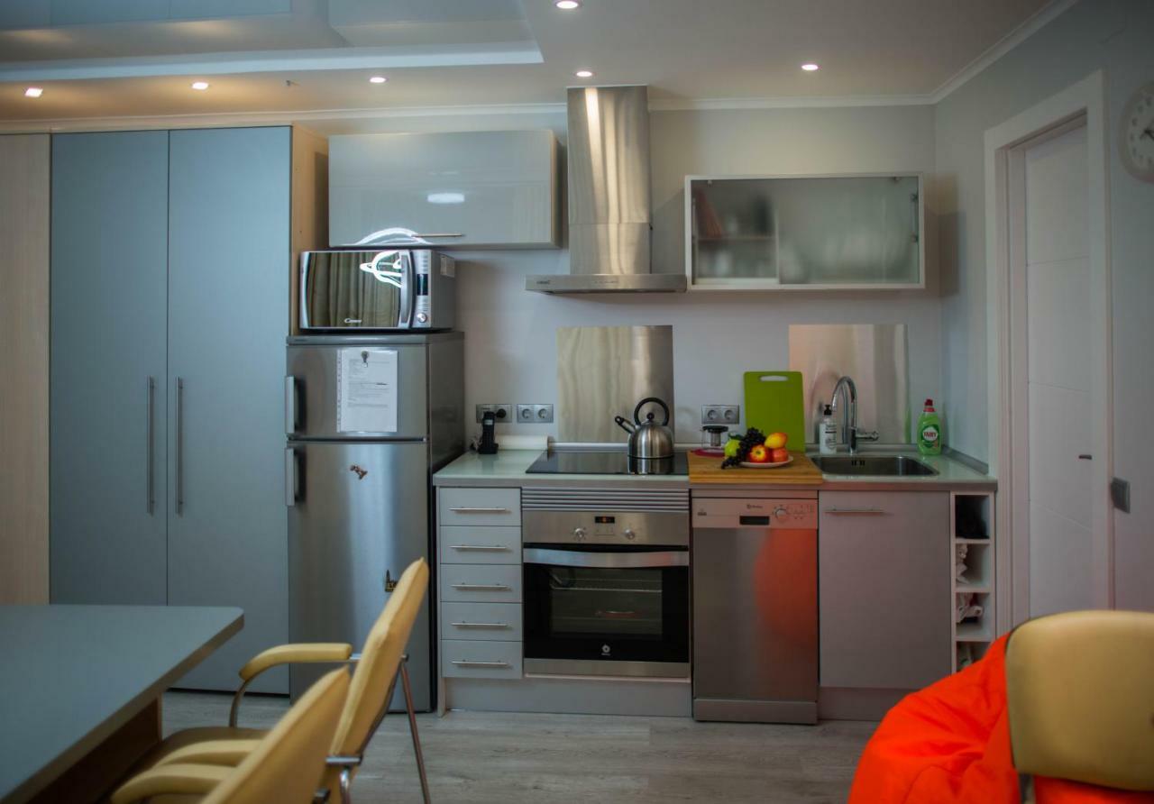 Camp Nou, Europa Fira - Modern Two-Bedroom Apartment With Heating L'Hospitalet de Llobregat Luaran gambar